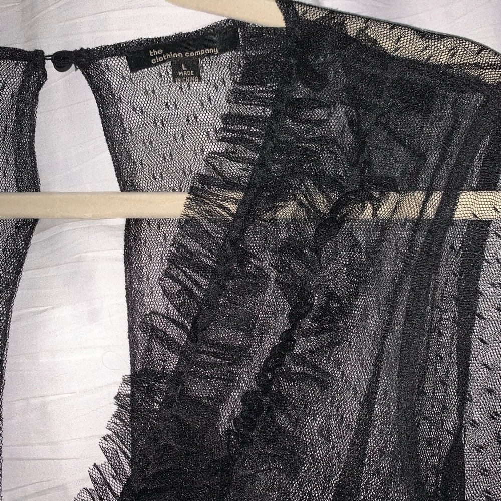Black ruffled romper!
